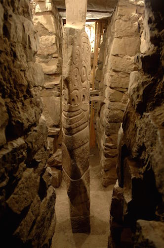 Lanzón Stela, Building B, Chavín de Huántar (photo: Cyark, CC BY-SA 3.0)