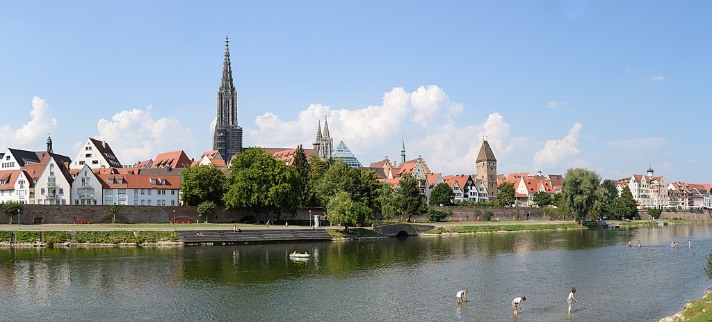 Panorama image of the Ulm Minster, view from the water