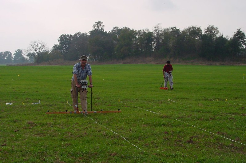 "Battle Mound Geophysics Weekend #2" by Farther Along is licensed under CC BY 2.0.